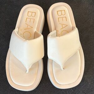 BEACH White Leather Thong Sandal for Women